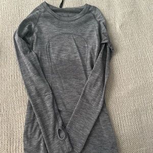 Swiftly Tech Long Sleeve - heathered gray